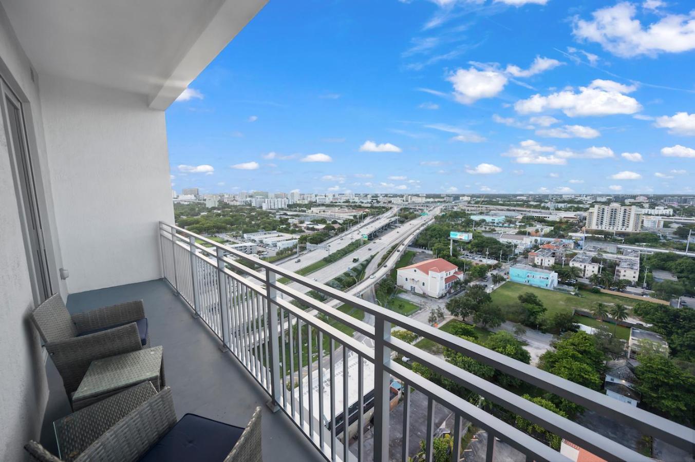 Beautiful Unit In Downtown Miami With Free Parking Apartment Exterior photo